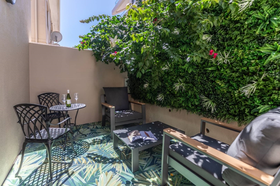 To Let 2 Bedroom Property for Rent in Sea Point Western Cape